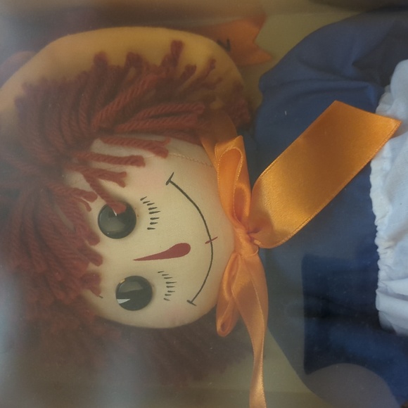 NIB 🏷️Special Edition Raggedy Ann Doll 2002 - Picture 4 of 6